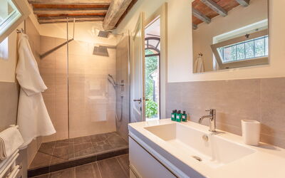 Villa Meravigliosa: villa-colomba-trequanda-villa-bagno