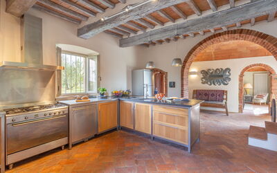 Villa Meravigliosa: villa-colomba-trequanda-villa-cucina