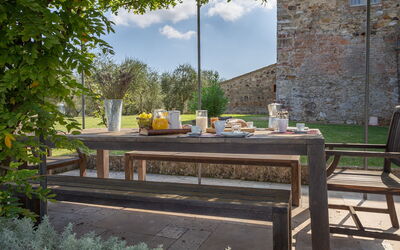 Villa Meravigliosa: villa-colomba-trequanda-villa-esterni