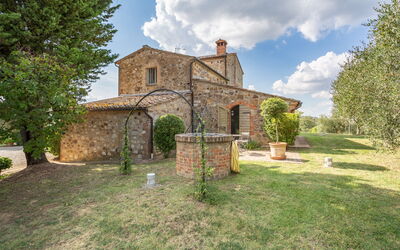 Villa Meravigliosa: villa-colomba-trequanda-villa-esterni