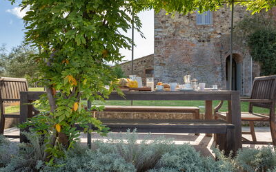 Villa Meravigliosa: villa-colomba-trequanda-villa-esterni