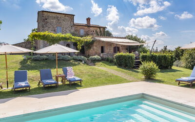 Villa Meravigliosa: villa-colomba-trequanda-villa-piscina