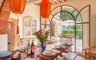 Villa Meravigliosa: villa-colomba-trequanda-villa-sala-da-pranzo