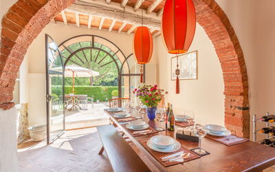 Villa Meravigliosa: villa-colomba-trequanda-villa-sala-da-pranzo