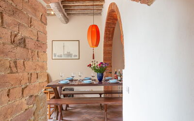 Villa Meravigliosa: villa-colomba-trequanda-villa-sala-da-pranzo