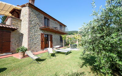 Villa Agilla: Outdoor view