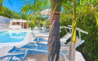 Villa Judy: Giardino, Piscina