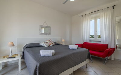Dimora dei Giardini: villa-marina-velca-tarquinia-villa-bedroom