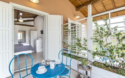 Dimora dei Giardini: villa-marina-velca-tarquinia-villa-patio