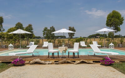 Dimora dei Giardini: villa-marina-velca-tarquinia-villa-pool
