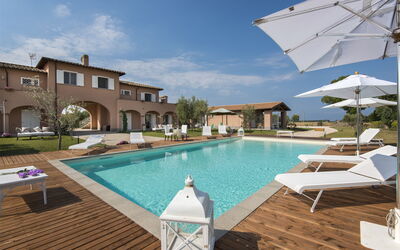 Dimora dei Giardini: villa-marina-velca-tarquinia-villa-pool