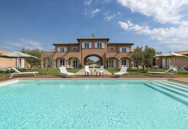 Dimora Dei Giardini: villa-marina-velca-tarquinia-villa-piscina