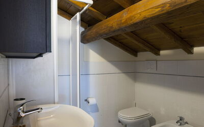 Villa Velca: villetta-golf-al-mare-marina-velca-villa-bathroom