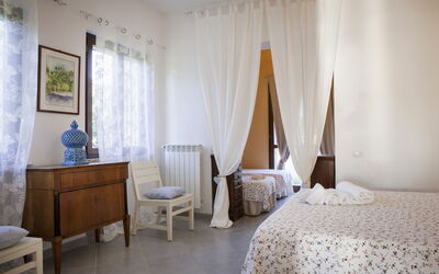 Villa Velca: villetta-golf-al-mare-marina-velca-villa-bedroom