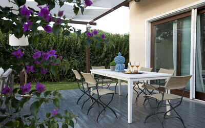 Villa Velca: villetta-golf-al-mare-marina-velca-villa-external