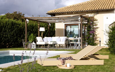 Villa Velca: villetta-golf-al-mare-marina-velca-villa-external-pool