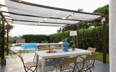 Villa Velca: villetta-golf-al-mare-marina-velca-villa-external