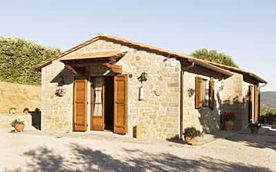 Villa Bentivoglio: Outdoor view and main entrance