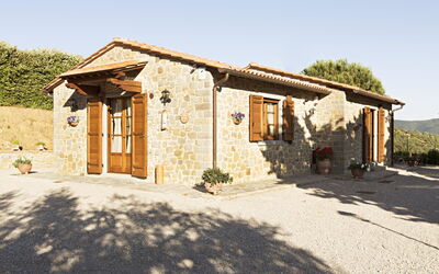 Villa Bentivoglio: Outdoor view and main entrance