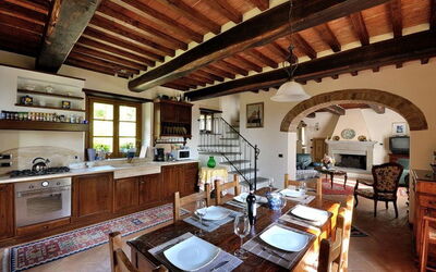 Villa Orazio: Dining room and kitchen