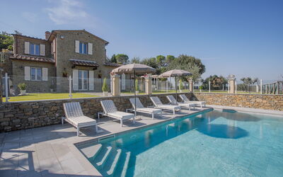 Villa Giulietta: Swimming pool