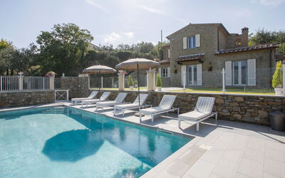 Villa Giulietta: Swimming pool