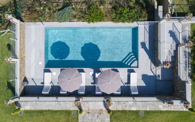 Villa Giulietta: Swimming pool and panoramic view
