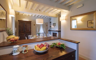 Villa Apollo: Kitchen and dining room