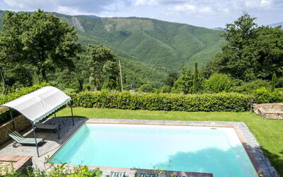 Villa Apollo: Swimming pool and panoramic view