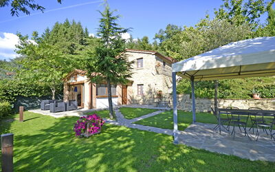 Villa Apollo: Outdoor view and panoramic view