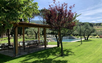 Villa Il Paride: Veranda and swimming pool