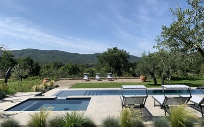 Villa Il Paride: Swimming pool and outdoor view