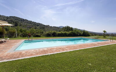 Villa Sofia: Swimming pool