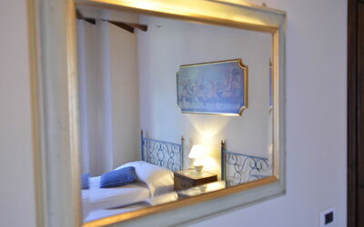 Villa Sofia: Double bedroom detail