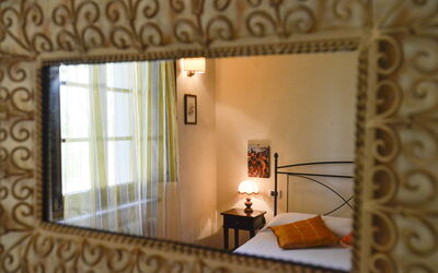 Villa Sofia: Double bedroom detail