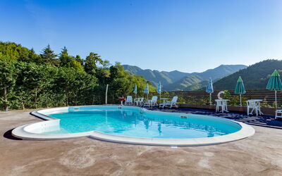 Villa Borgia: Piscina