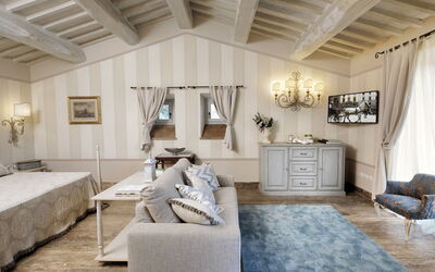 Borgo Falconiera: villa-borgo-del-falcone-sodo-villa-bedroom