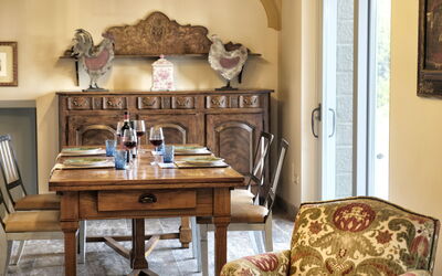 Borgo Falconiera: villa-borgo-del-falcone-sodo-villa-dining-room