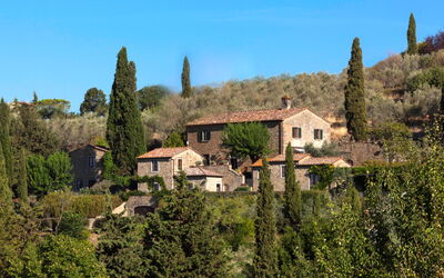 Borgo Falconiera: villa-borgo-del-falcone-sodo-villa-panoramic-view